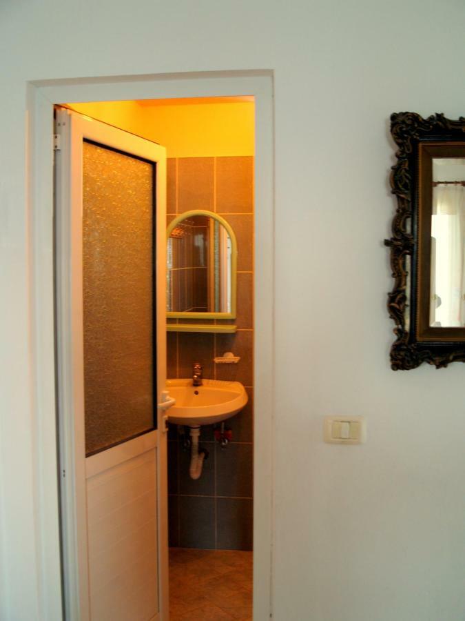 Q Bay Apartments เคพาโร ห้อง รูปภาพ