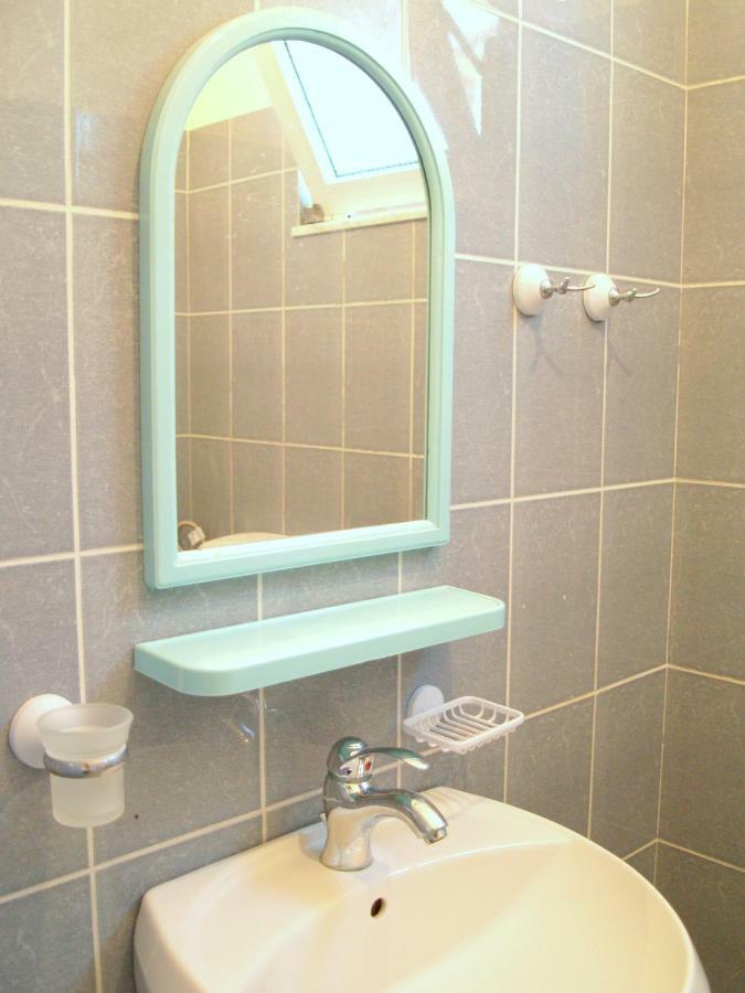Q Bay Apartments เคพาโร ภายนอก รูปภาพ